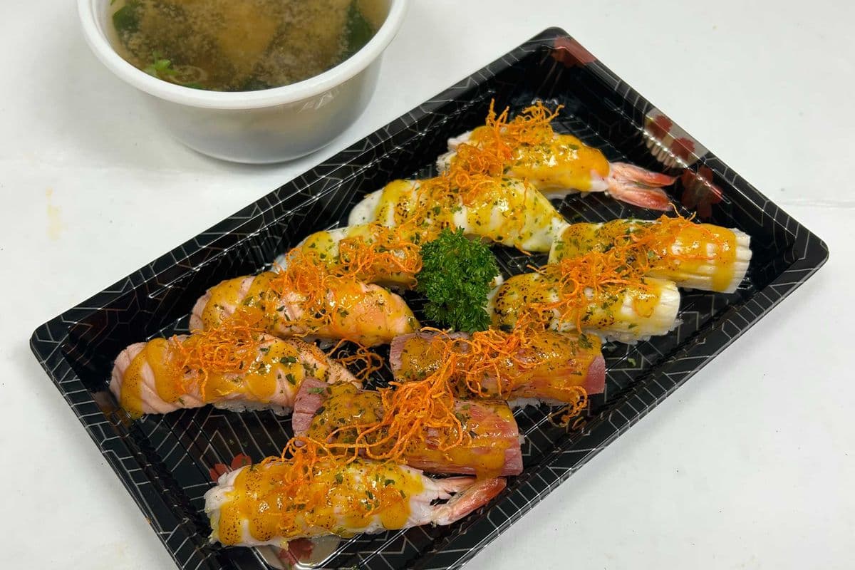 C07. Aburi Sushi Combo (10 Pcs)