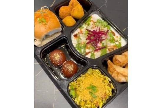 Dhamakedar Thali