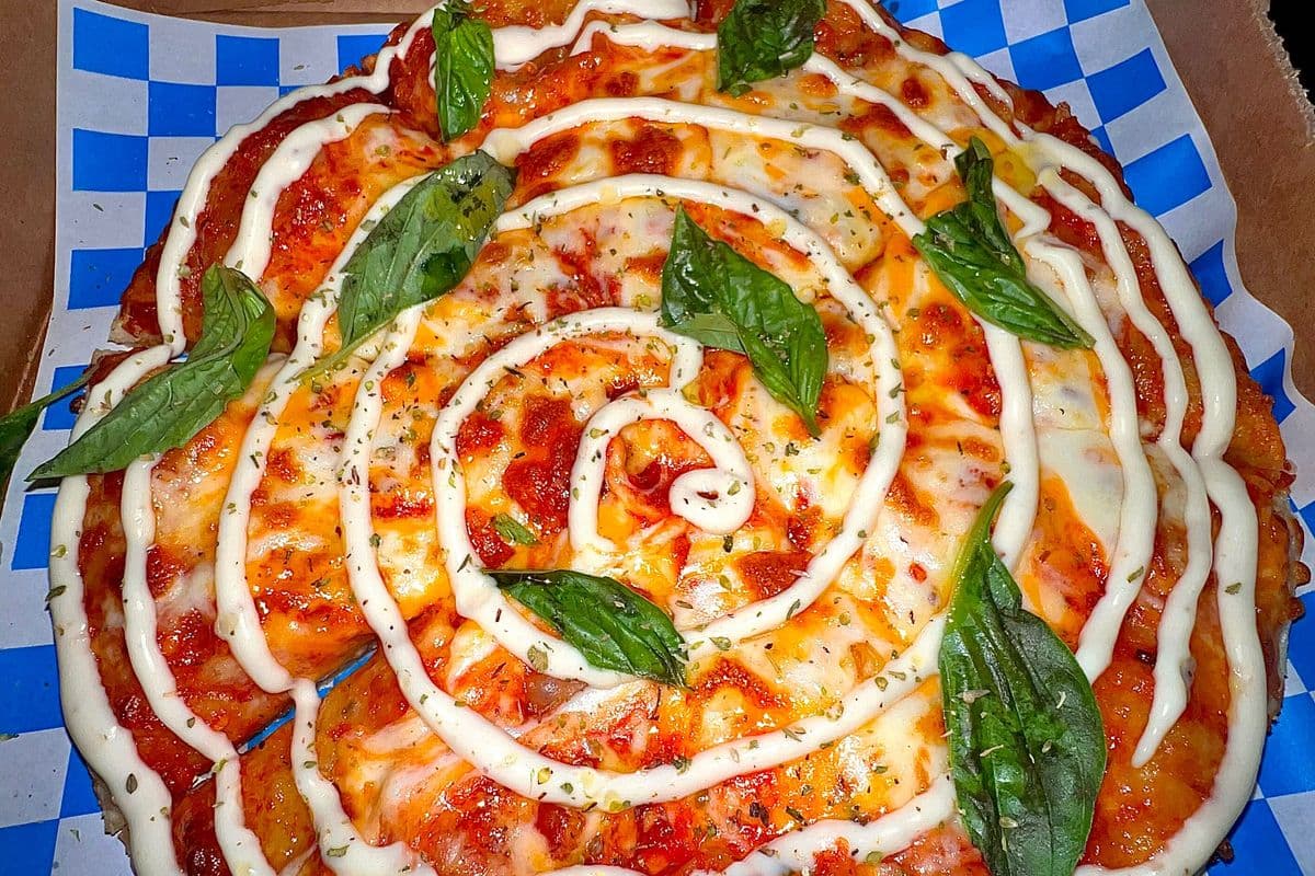 Flaming Cheese Pizza