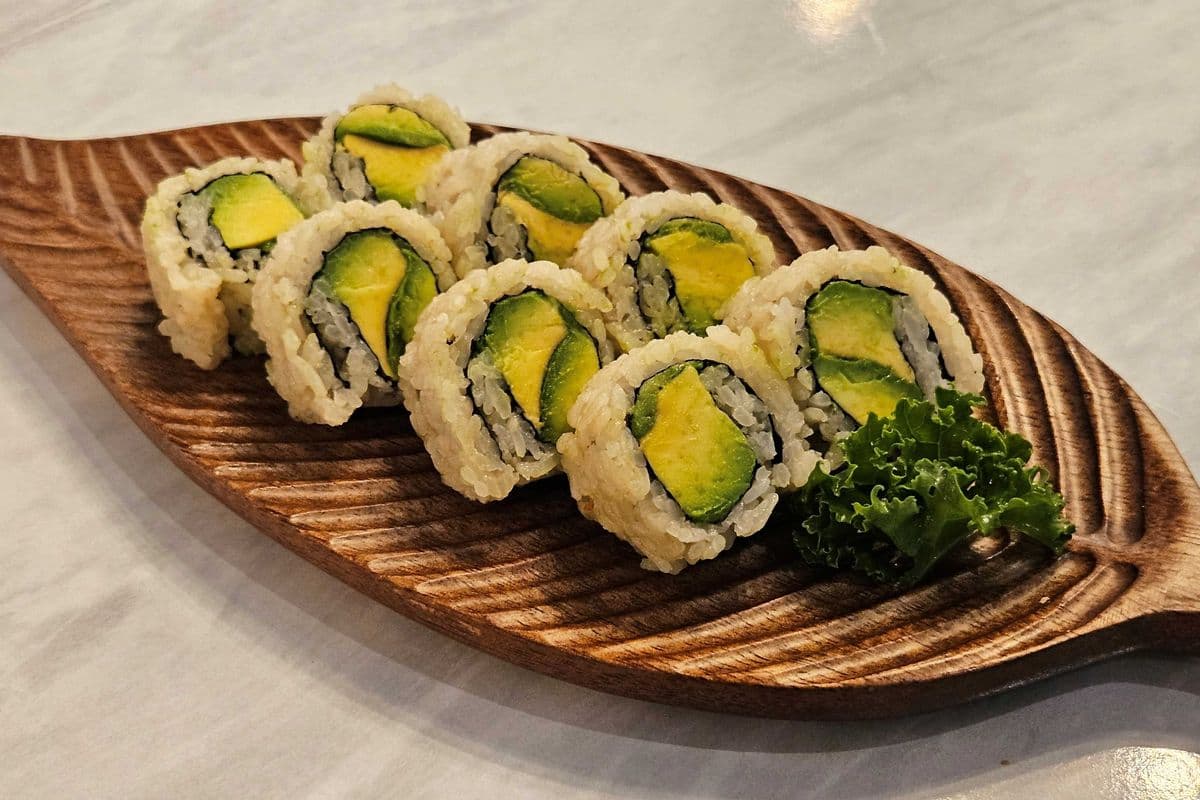 Avo Roll (8pcs)