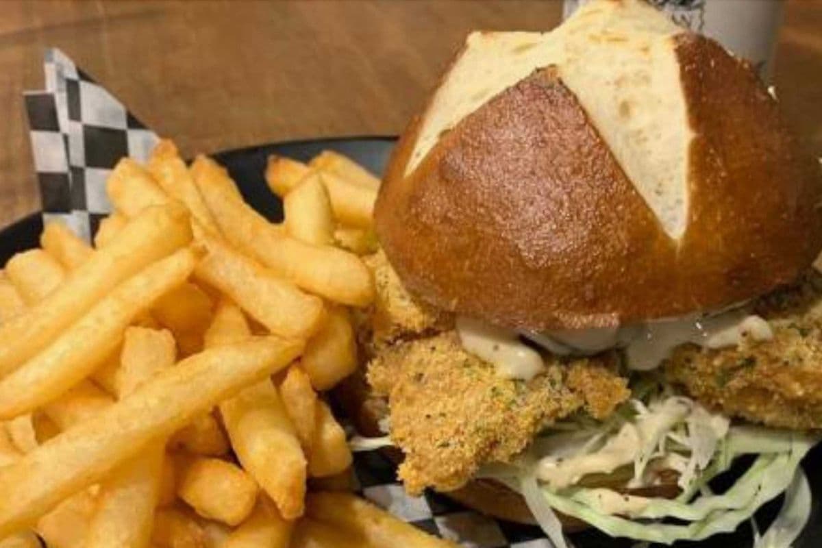 Snow Cheese Fried Chicken Burger