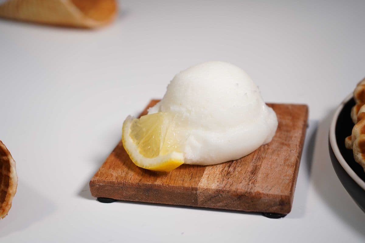 Pot (522 ml) crème glacce - Citron / Bowl (522 ml) ice cream - Lemon