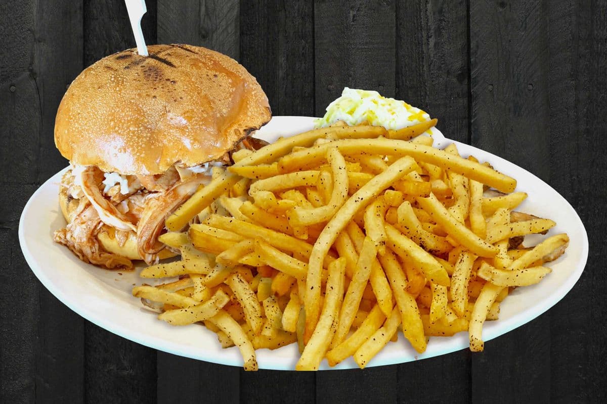 Sandwich au poulet effiloché / Pulled Chicken Sandwich