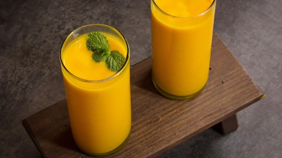 MANGO LASSI