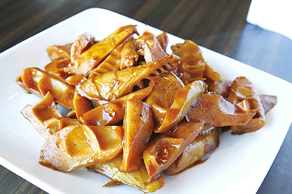 Stir Fried Bamboo Shoots with House Blend Soy Sauce 油悶竹筍