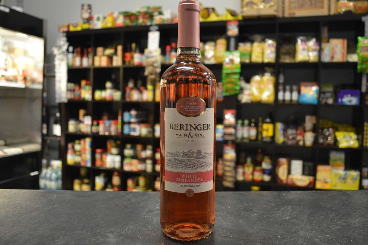 Beringer Main and Vine White Zinfandel (750 ml Bottle)