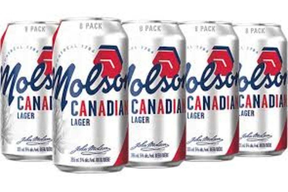 Molson Canadian (8 x 355 ml Cans)