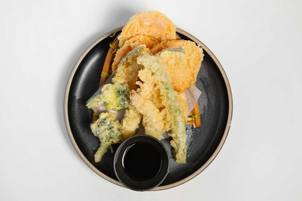 Deluxe Tempura (12 pcs)