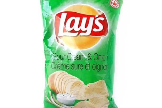 Lay's Sour Cream And Onion (165 g)