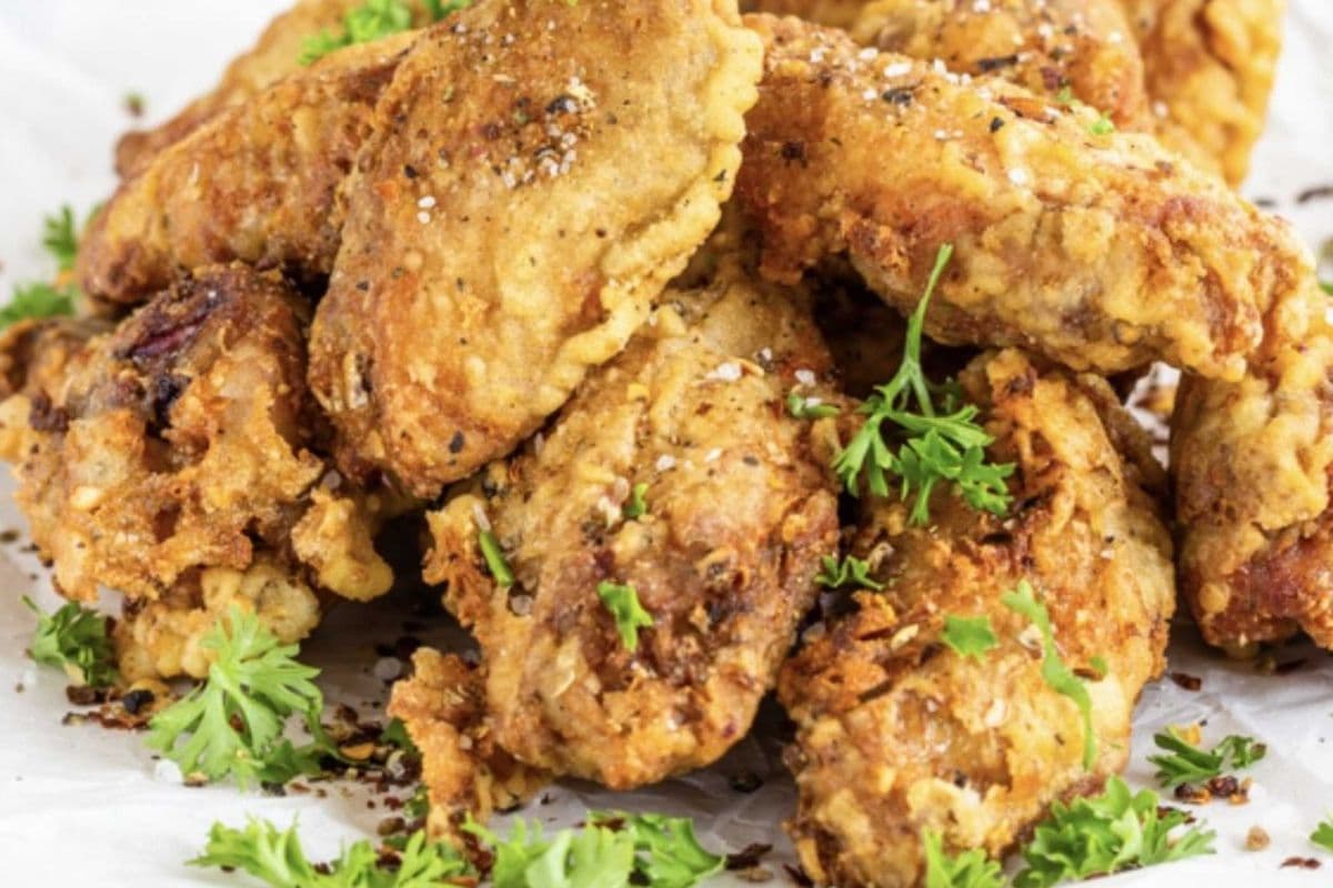 Salt & Pepper Chicken Wings 1lb
