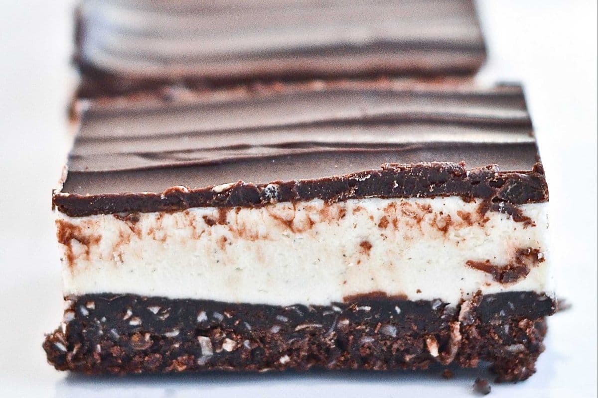 Nanaimo Bar Tins