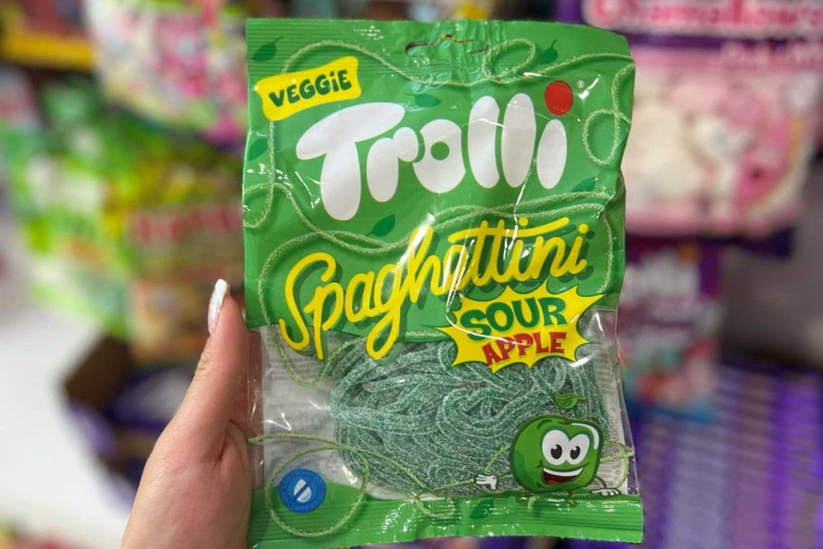 (GERMANY) TROLLI SPAGHETTINI SOUR APPLE - 100G