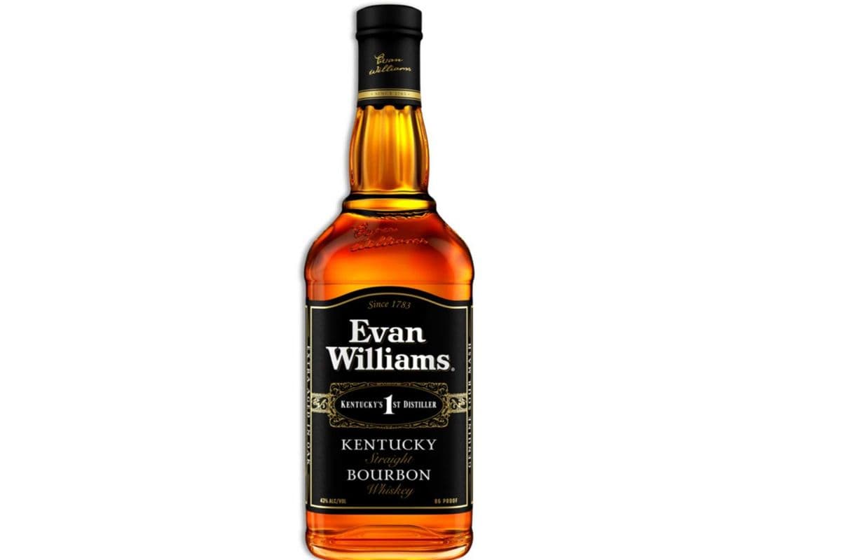 Evan Williams Black Label Bourbon 750ml (1 x 750ml)