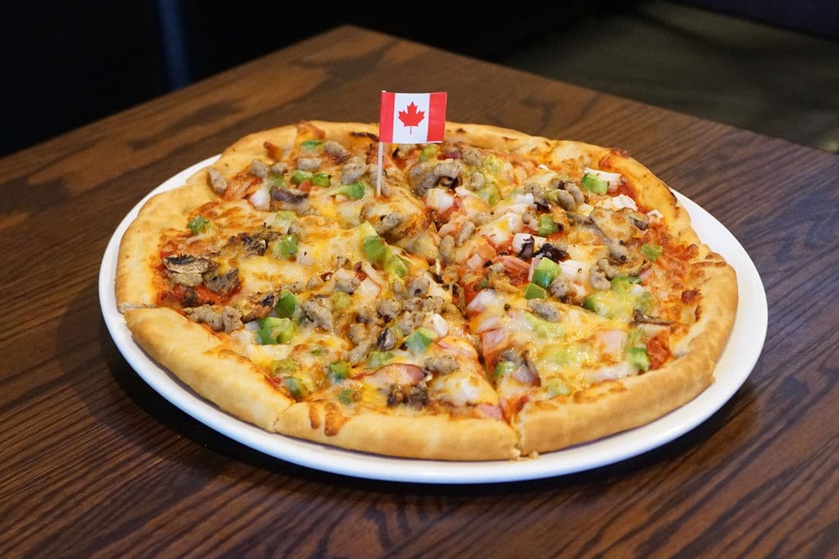 10" Loaded Deluxe Pizza