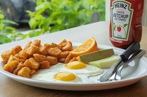 2 Oeufs / 2 Eggs