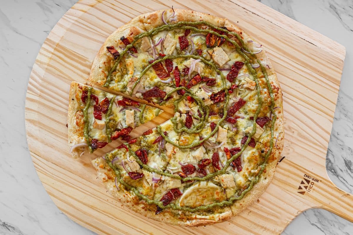 Large The Mediterranean Pizza