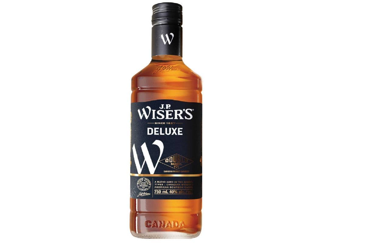 Wisers Deluxe (1 x 750 ml)