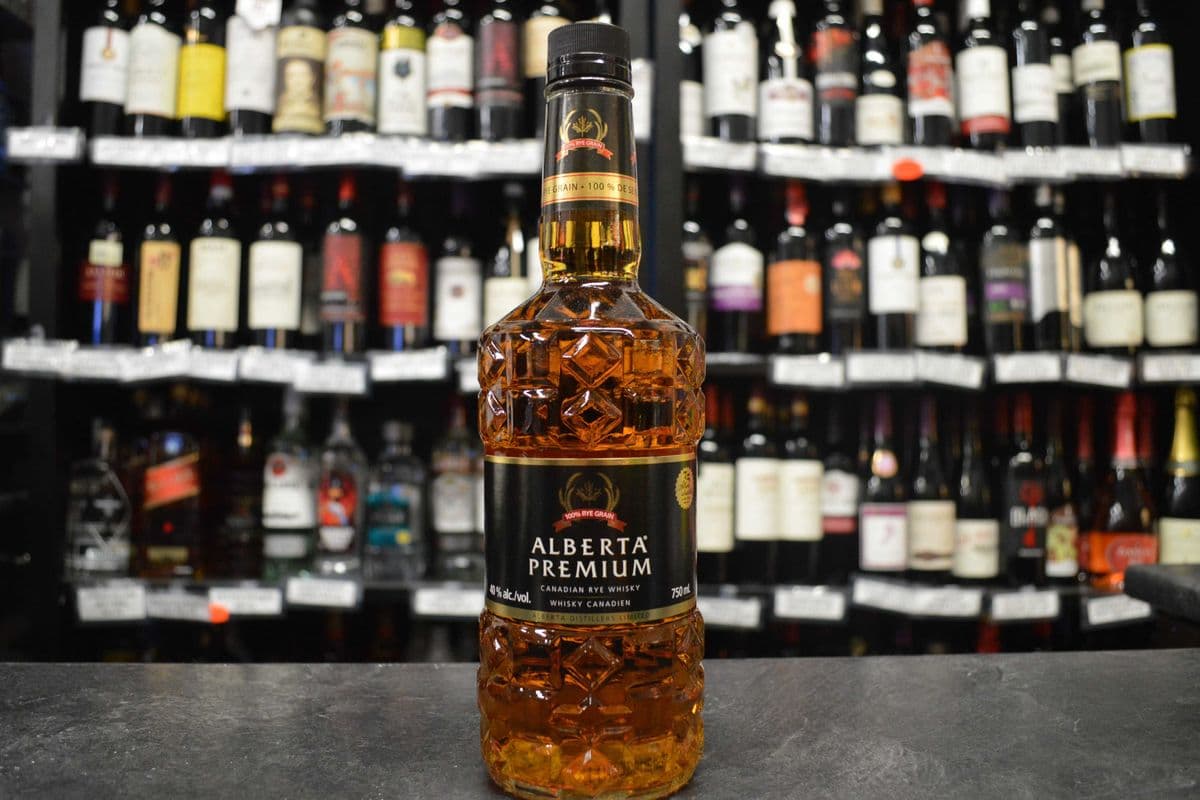 Alberta Premium Rye (750 ml) (1 x 750ml)
