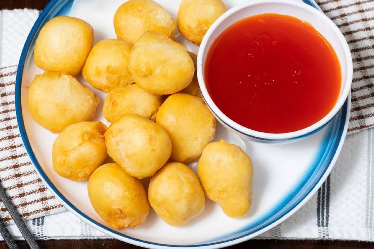 52. Sweet-and-Sour Chicken Ball甜酸鸡球