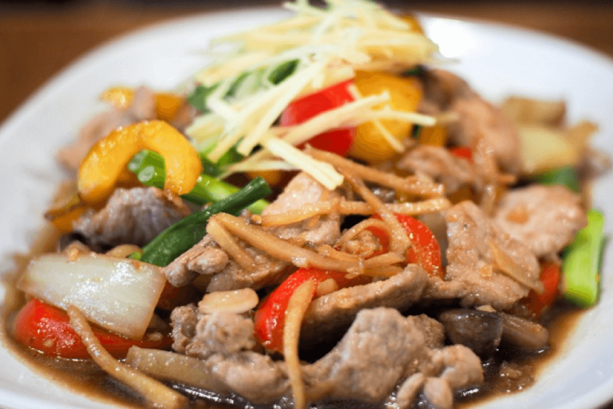 #27. Pad Khing