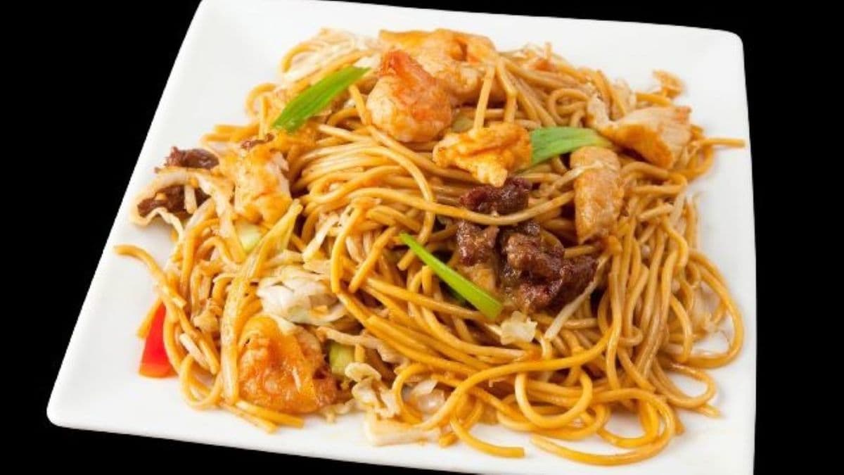 Szechuan Chicken Noodles (Spicy)
