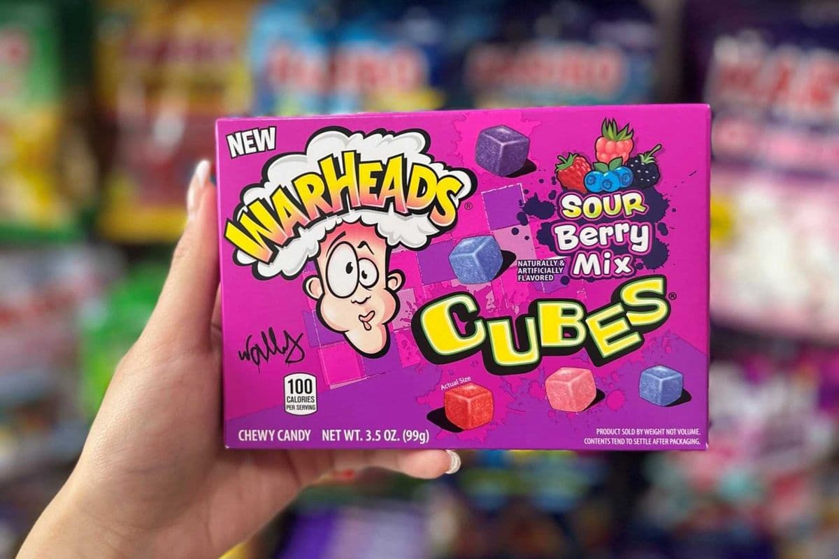 WARHEADS SOUR BERRY MIX - 99G
