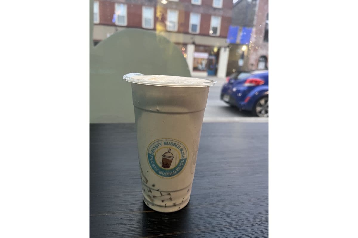 Moose Tracks with Yogurt Boba Shake