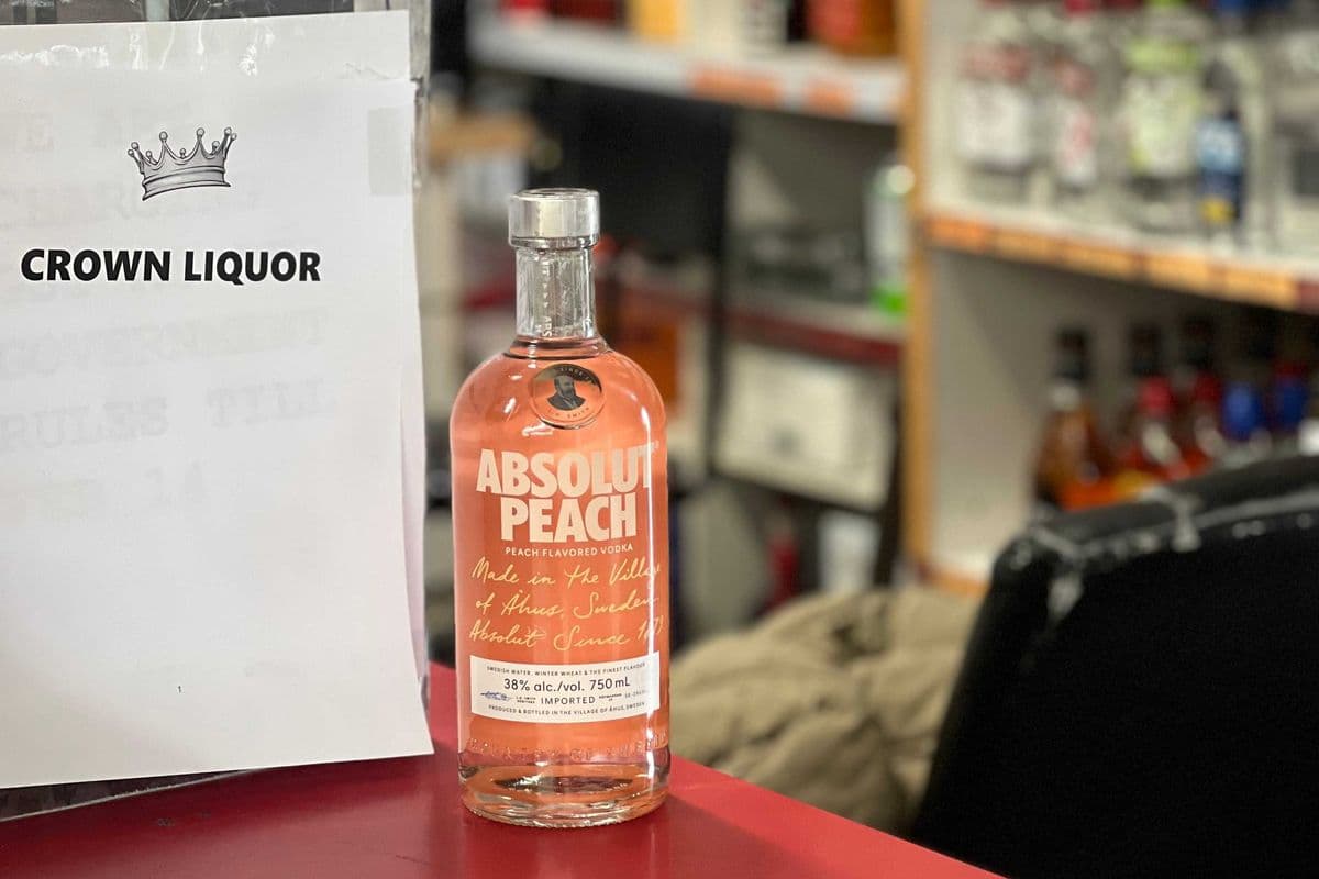 Absolut peach vodka (1 x 750ml)