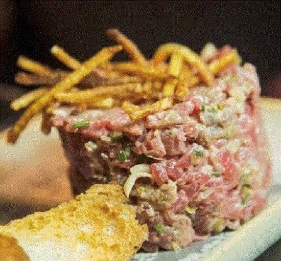Tartare de Boeuf (old School) / Old School Beef Tartare