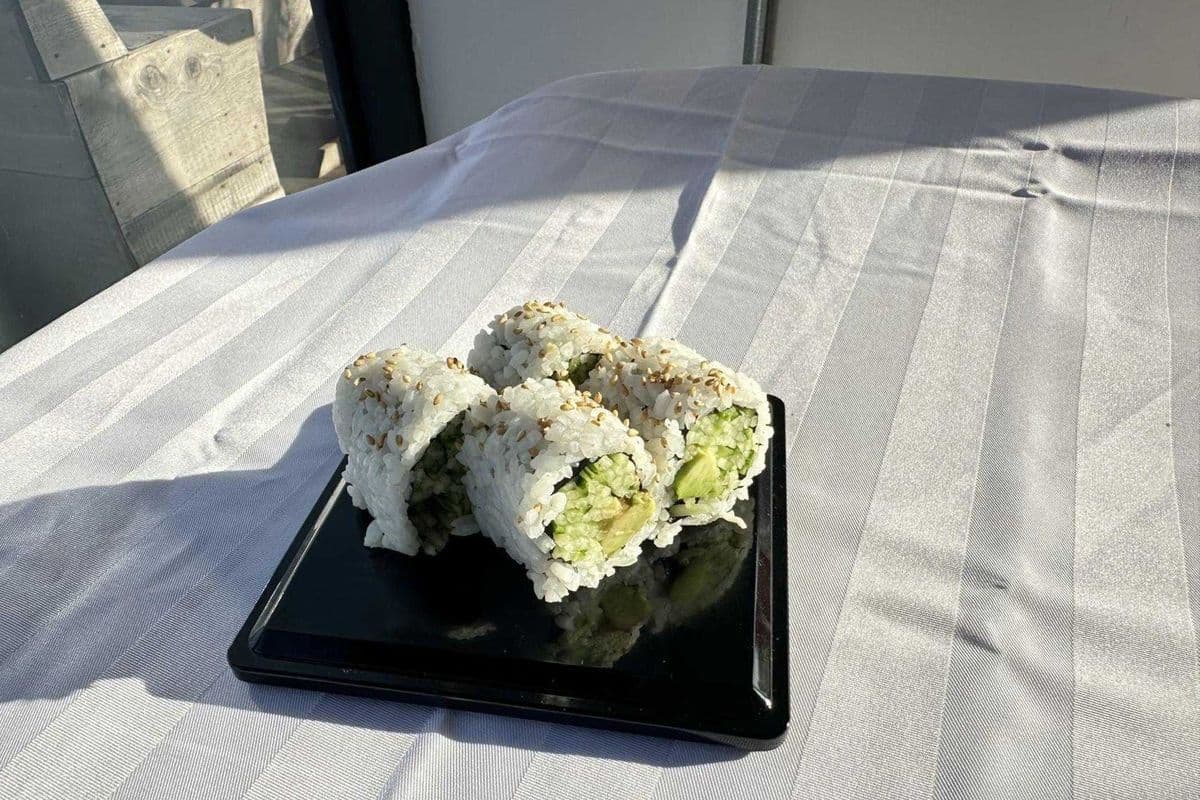 Avocado Cucumber Roll(6pcs)
