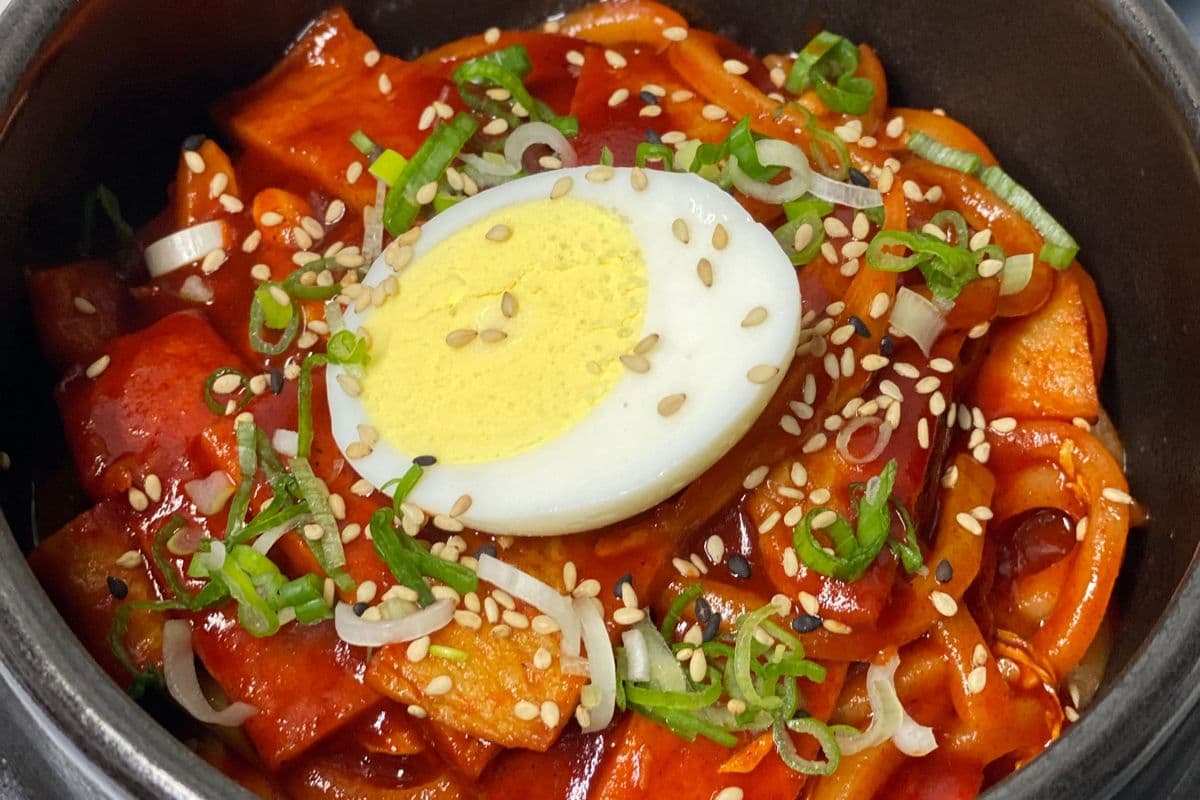 12. Tteokbokki Udon -New menu-