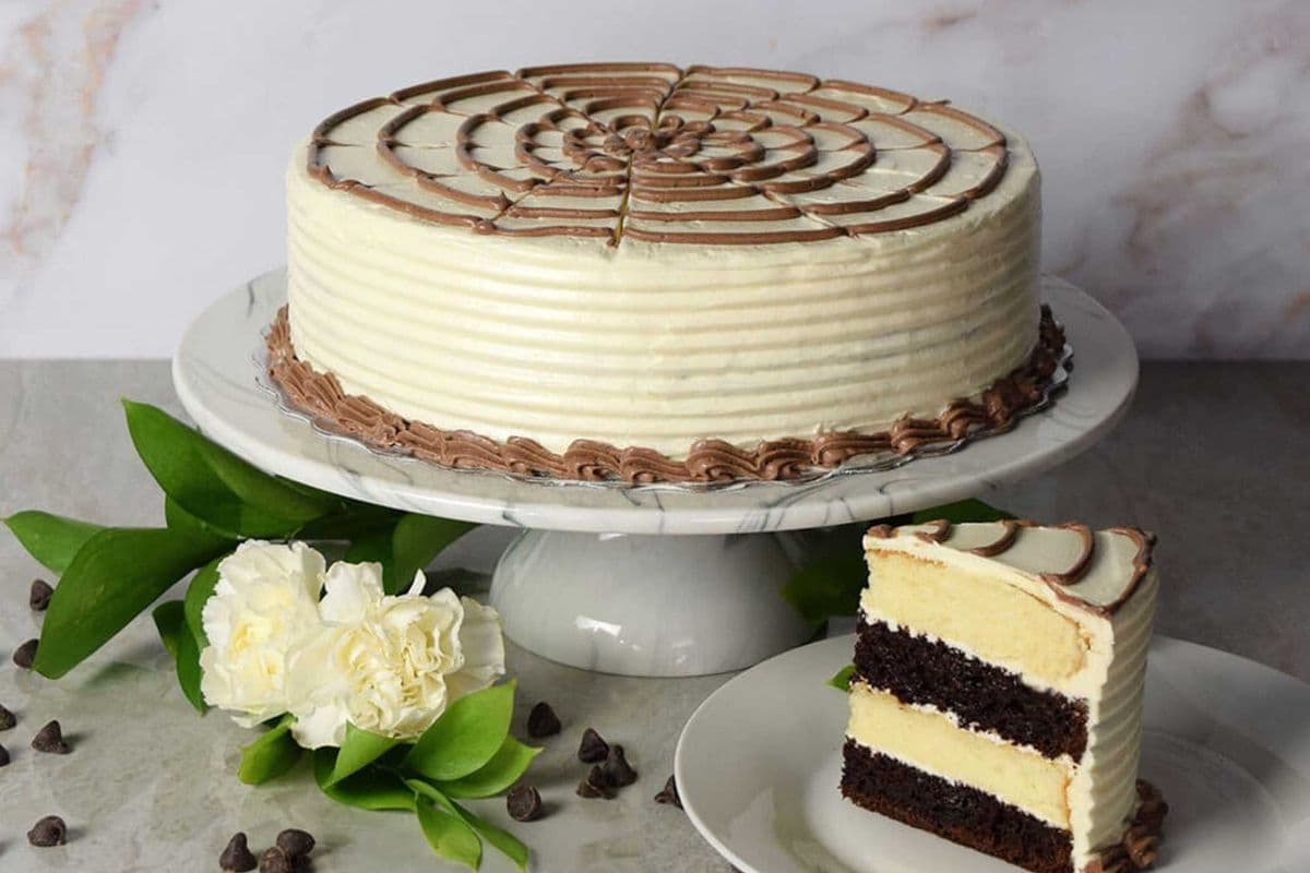 Black and White Layer Cake 9"
