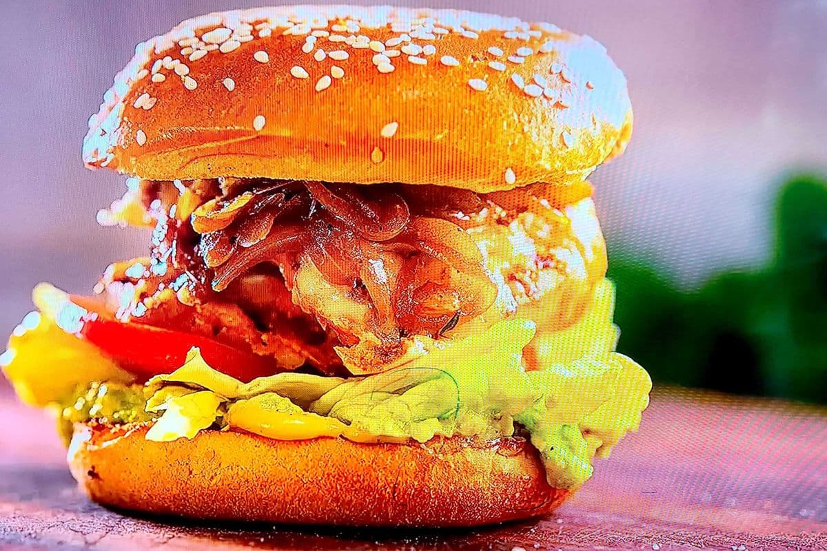 BBQ Chicken Burger