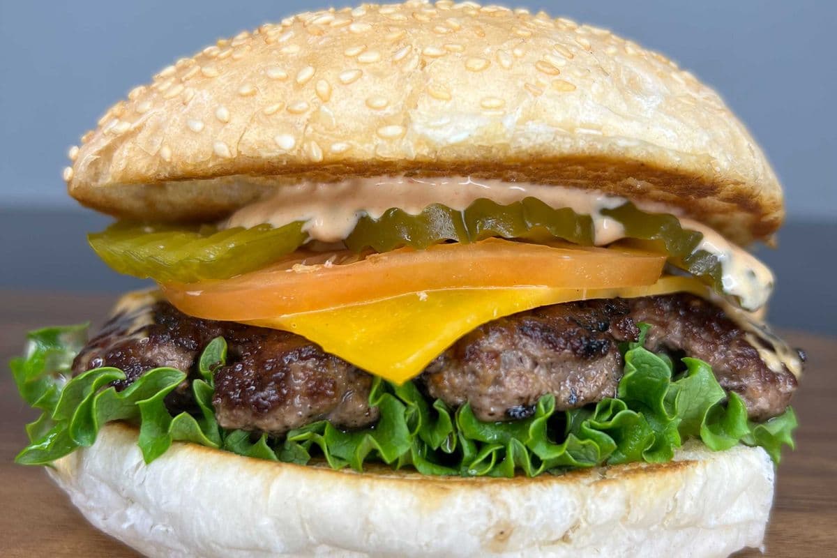 Mountain Classic Burger