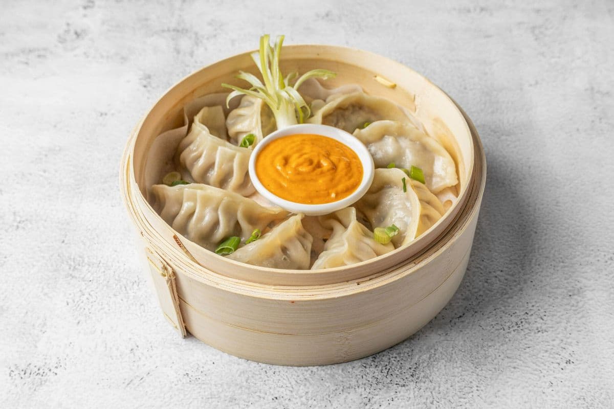 Steamed Momo Chicken (8 pcs)
