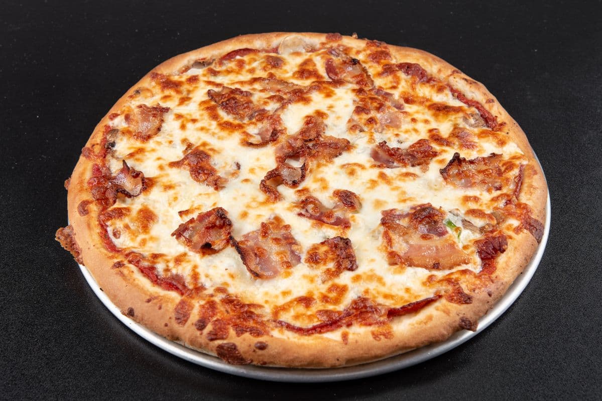 16" extra grande pizza spéciale IL Forno au bacon / 16" Extra Large Special IL Forno Bacon Pizza