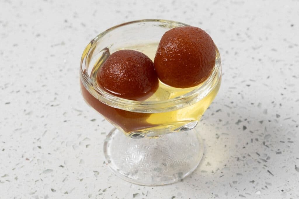 Gulab Jamun (2 pcs)