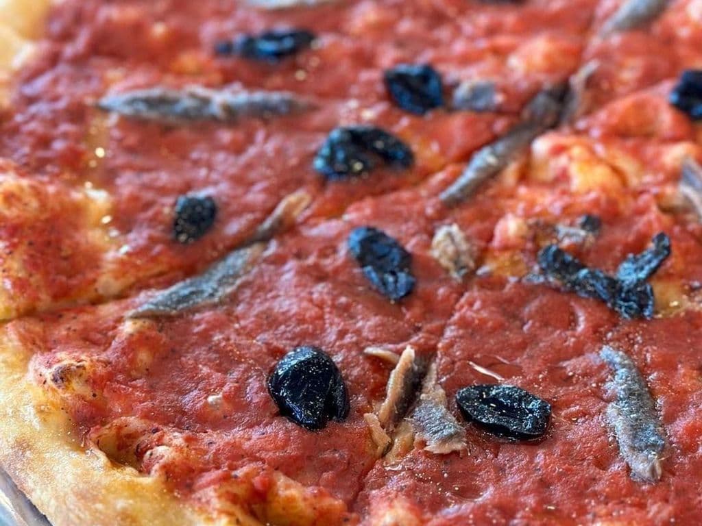 Napoletana Pizza (SMALL)