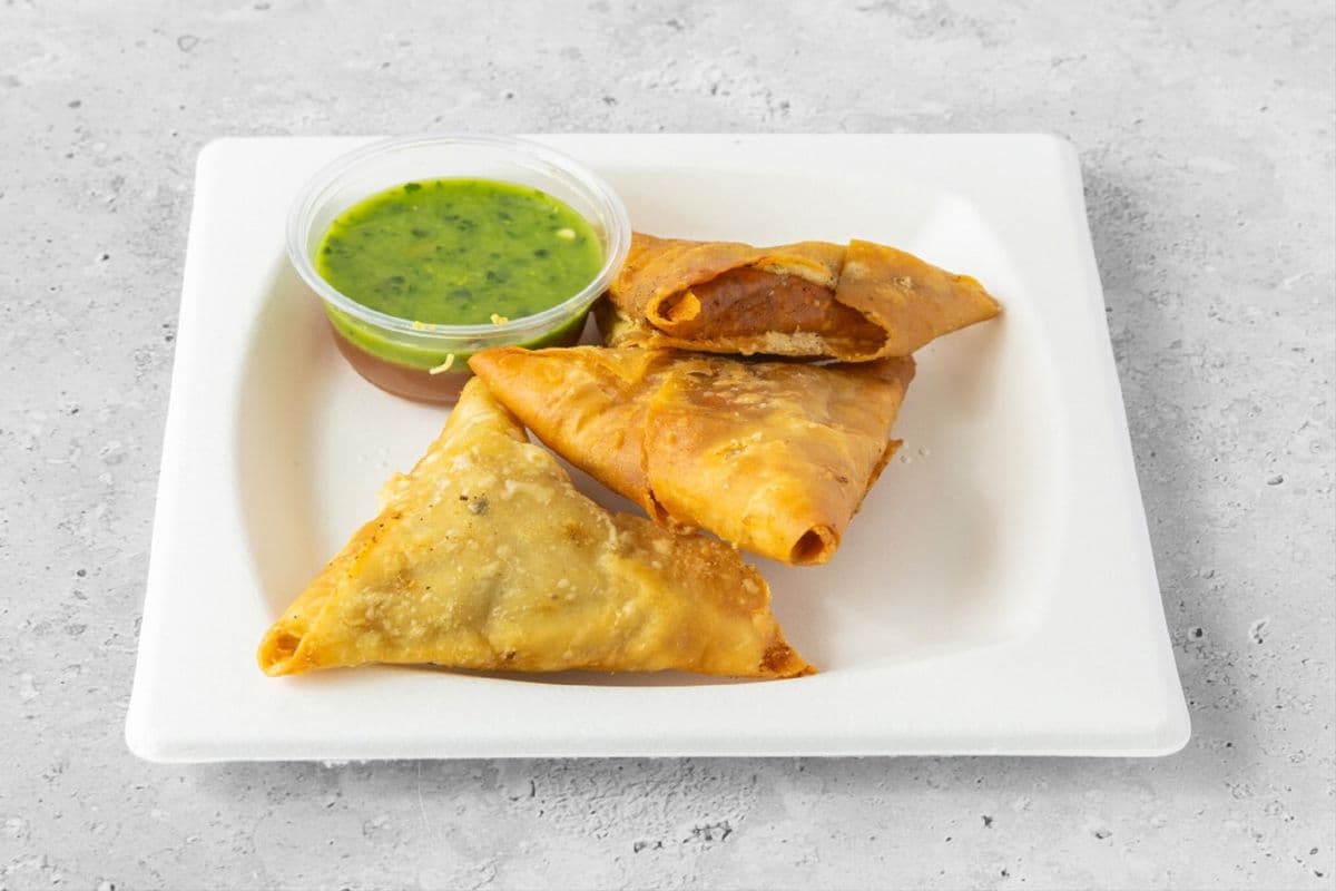 Cocktail Samosas (3 pcs)