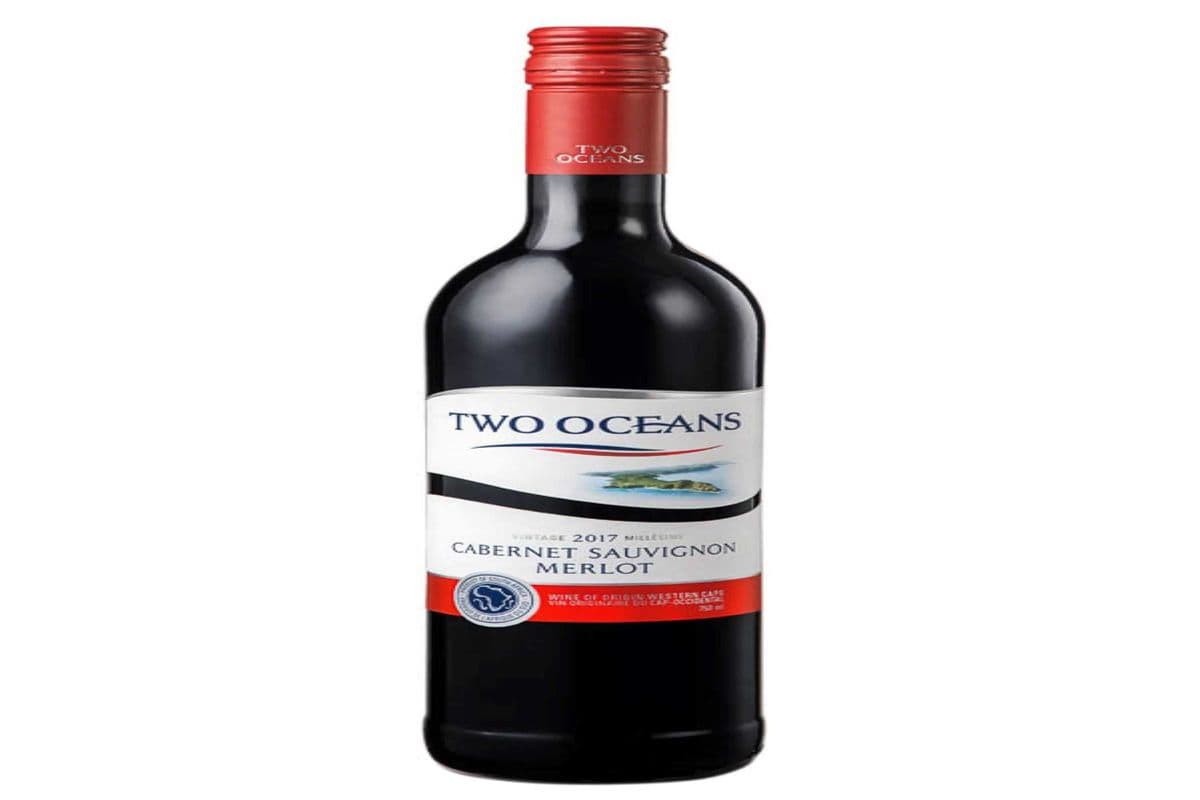 TWO OCEANS CABERNET SAUVIGNON MERLOT 750 ML (1 x 750 ML)