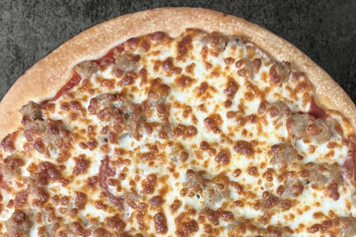 Medium Pepperoni Sausage Pizza