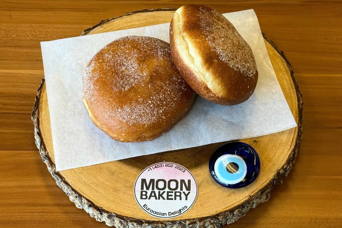 Red Bean Donuts (6 Pack)