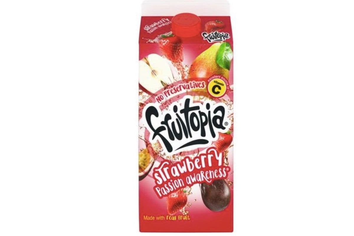 Frutopia Strawberry Passion Awareness (1.75 L)