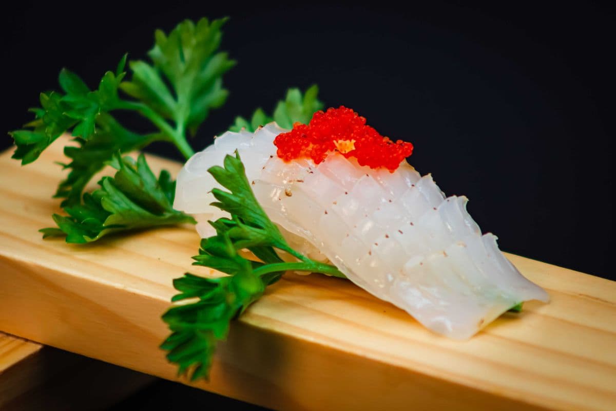 Ika (Squid) Sushi (2pcs)