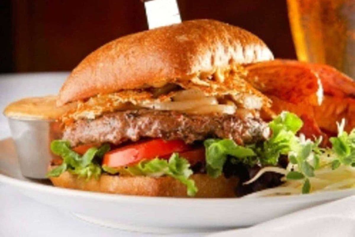 Cava Burger