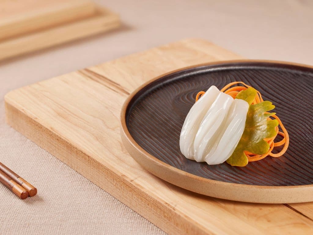 Squid Sashimi (3pcs)