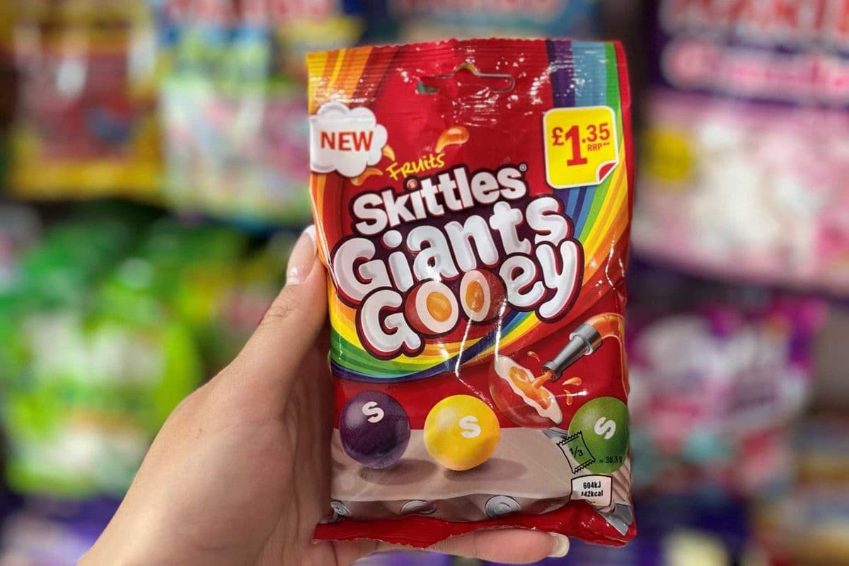 (UK) SKITTLES GIANTS GOOEY - 109G