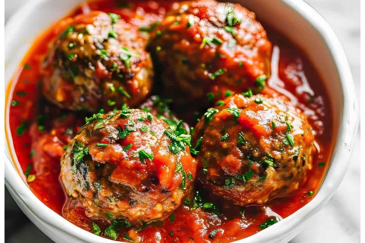 Meatballs with sauce