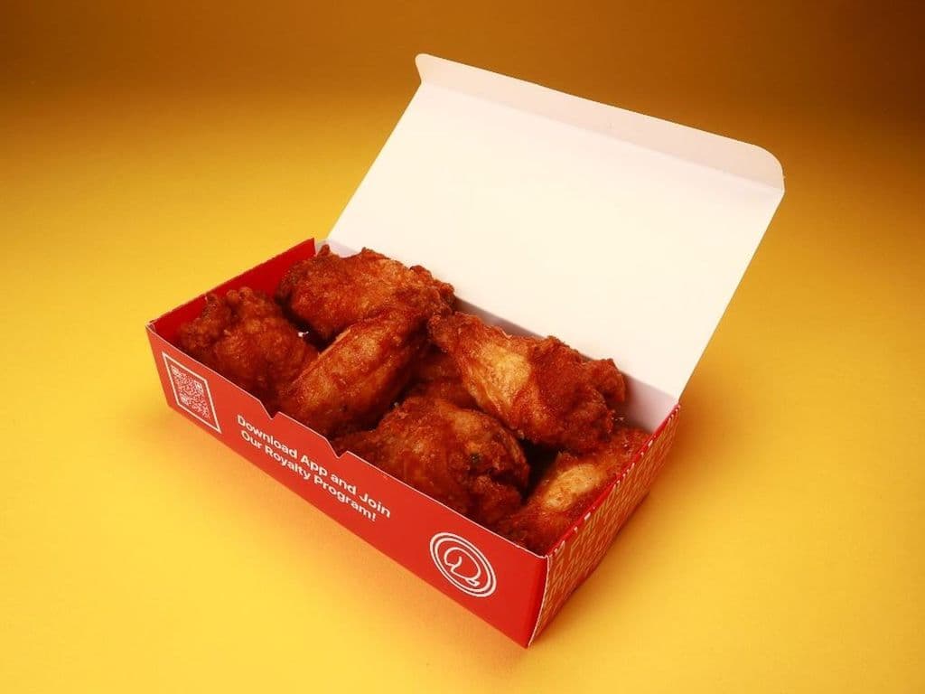 SECRET WINGS
