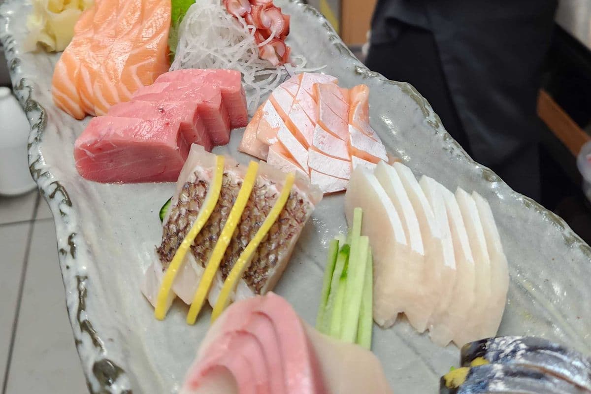 Deluxe Assorted Sashimi